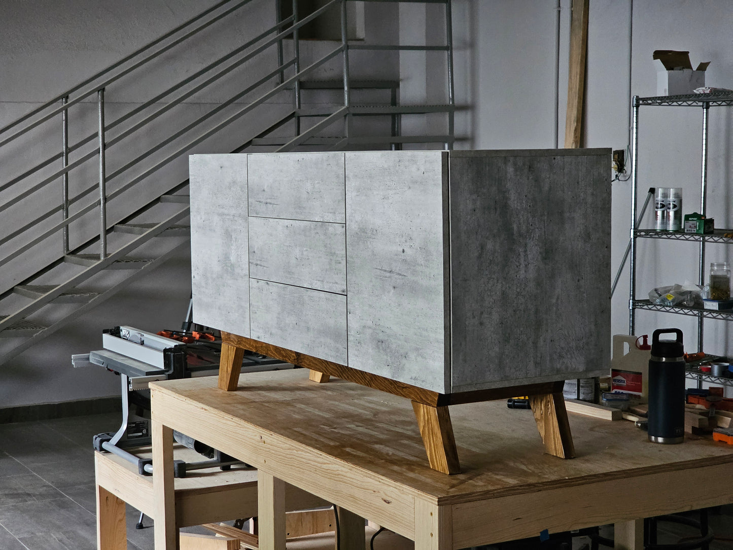 Credenza